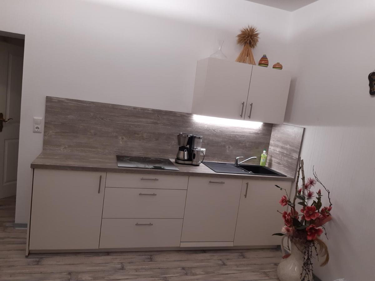 Pension Am Moenchskirchhof Stendal Bagian luar foto