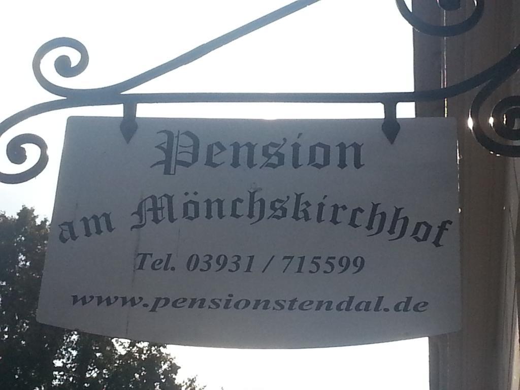 Pension Am Moenchskirchhof Stendal Ruang foto